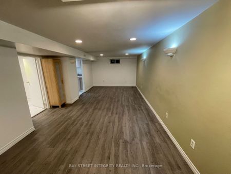 For Lease - 65 Walter Avenue Unit# BSMT big bedroom, Newmarket, Ontario - Photo 3