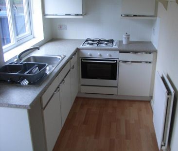 2 bedroom semi-detached house to rent - Photo 1