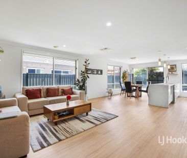 40 Breasley Parkway, Point Cook VIC, Belconnen - Photo 1