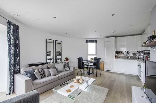 2 bedroom apartment to rent - Photo 1