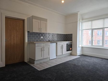1 bedroom flat to rent - Photo 3