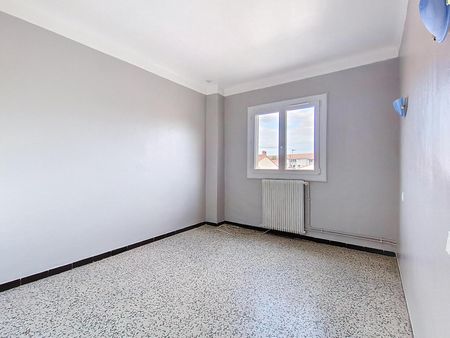 Location Appartement 3 pièces 51m² PERPIGNAN 66000 - Photo 3