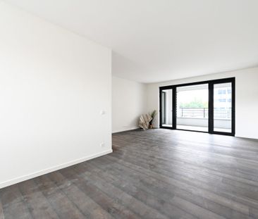 Zeer licht en ruim 1slaapkamerappartement met groot terras in proje... - Foto 3