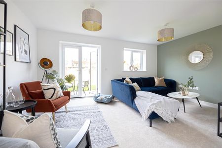 4 bedroom semi-detached house to rent - Photo 4