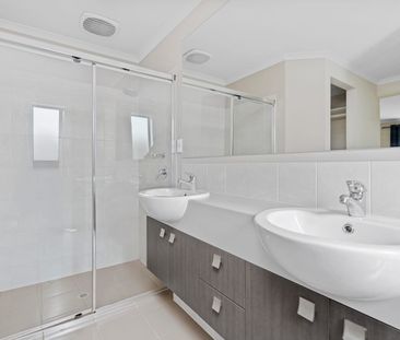 Comfortable family home - Photo 6