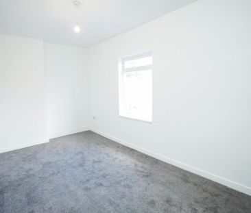 2 bed House - Terraced for Rent - Photo 3