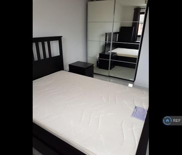 1 bedroom semi-detached house to rent - Photo 4