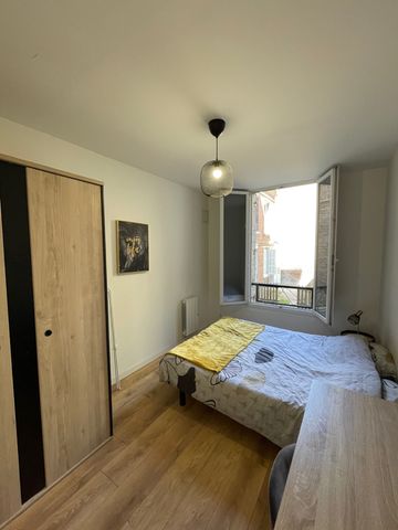 Location Appartement 5 pièces 89m² - Photo 2