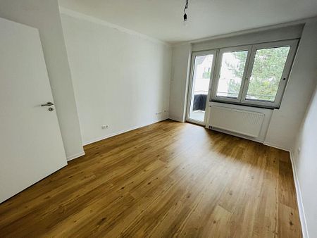 Modernisierte 3 - Zimmer-Wohnung in zentraler Lage! - Photo 5