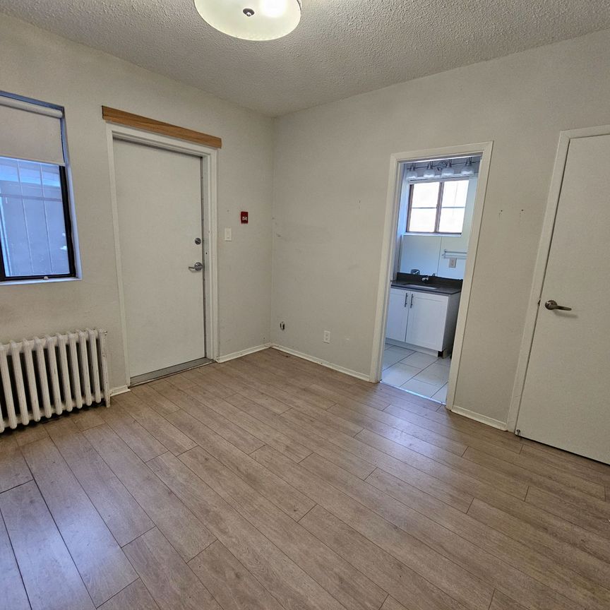 For Lease - 72 Wellesley Street Unit# 105, Toronto, Ontario - Photo 1