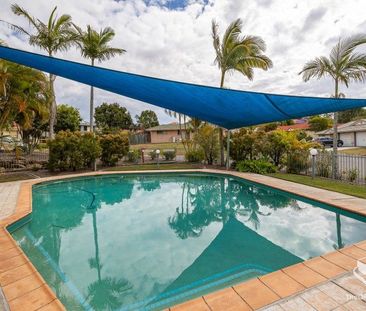 The convenient three bedroom townhouse - Photo 4