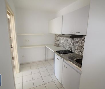 Location Appartement 1 pièce 33m² AIX EN PROVENCE 90ème - Photo 2