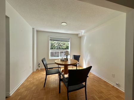 For Lease - 303 Riel Drive, Mississauga, Ontario - Photo 2