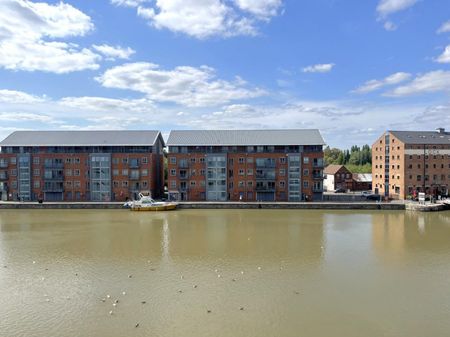 Merchants Quay, Gloucester Docks, GL1 - Photo 5