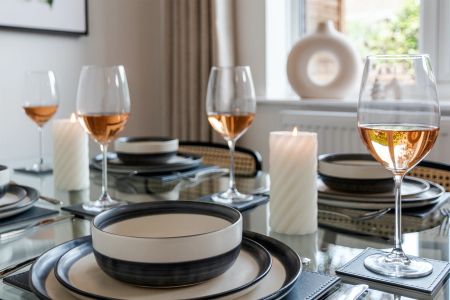 2 Bed, House - Photo 4