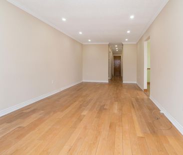 For Lease - 2035 Carleton Court, Burlington, Ontario - Photo 2