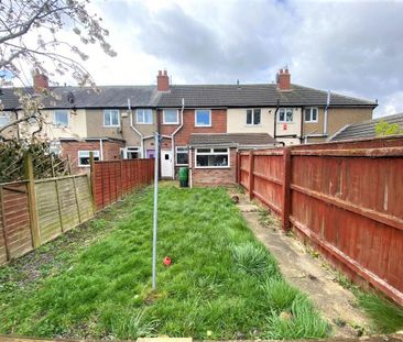 2 bedroom terraced house to rent - Photo 4