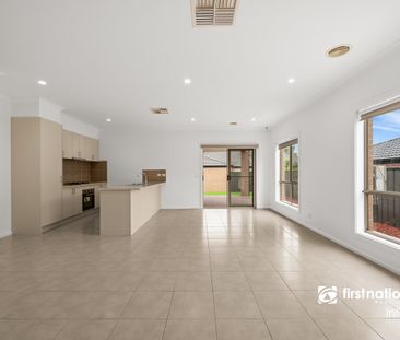 Family Home - Mernda Village Estate - Photo 2