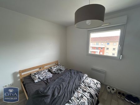 Location Appartement 2 pièces 48m² BETHUNE 62400 - Photo 4