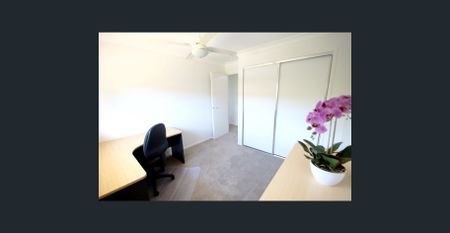 RENOVATED AND FULLY FURNISHED SPACIOUS TOWNHOUSE WITH VIEWS IN THE PACIFIC PARKSIDE COMPLEX!! - Photo 5