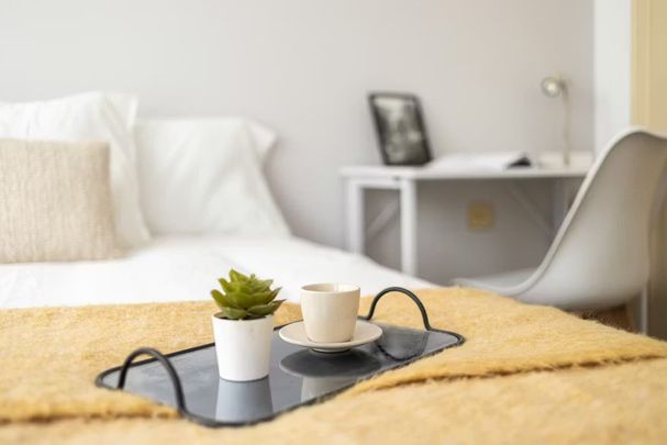 Via Augusta, Barcelona, Catalonia 08017 - Photo 1