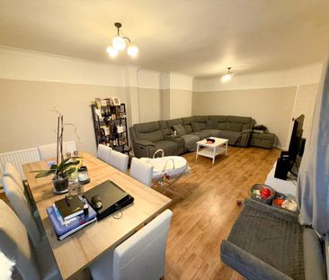 2 bedroom semi-detached bungalow to rent - Photo 1