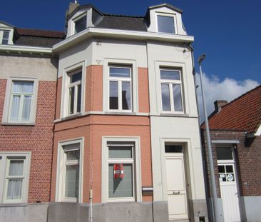 Luxueus afgewerkte charmewoning in centrum - Photo 3