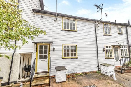 2 bedroom terraced house to rent - Photo 5