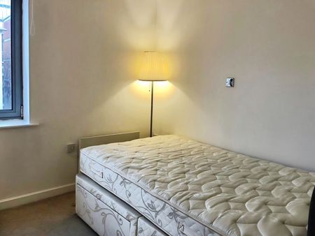 2 bedroom apartment to rent - Photo 3