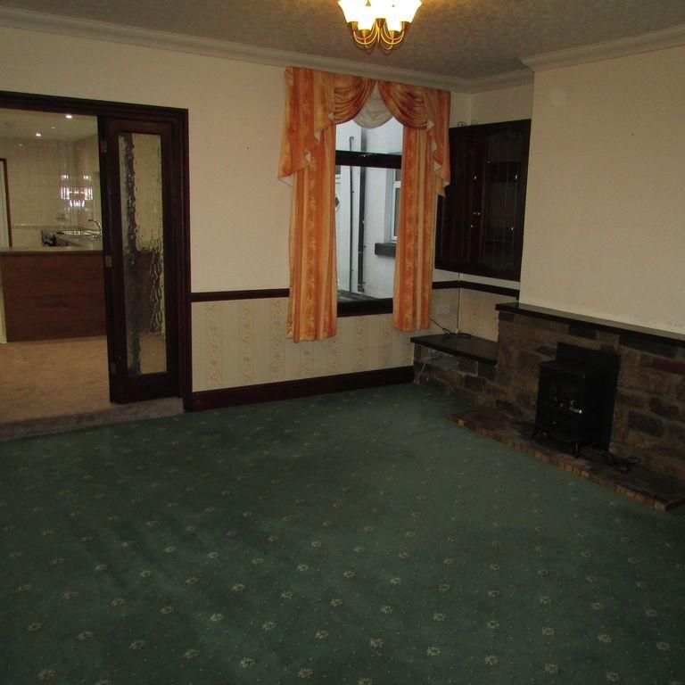 5 bedroom terraced house to rent - Photo 1