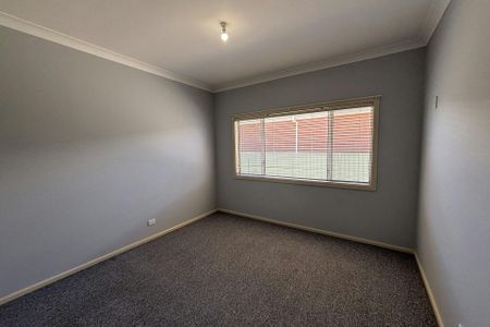TIDY THREE BEDROOM HOME - Photo 2
