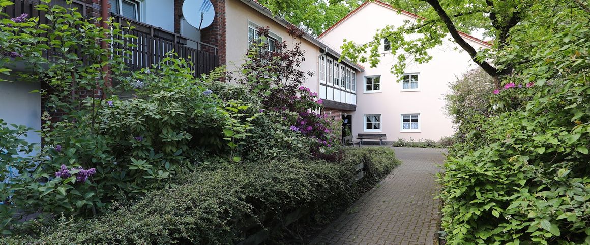 Wohnen in Seniorenwohnanlage in Ehmen // 1.OG Wohnung 5 - Mindestalter 60 Jahre + WBS erforderlich! - Photo 1