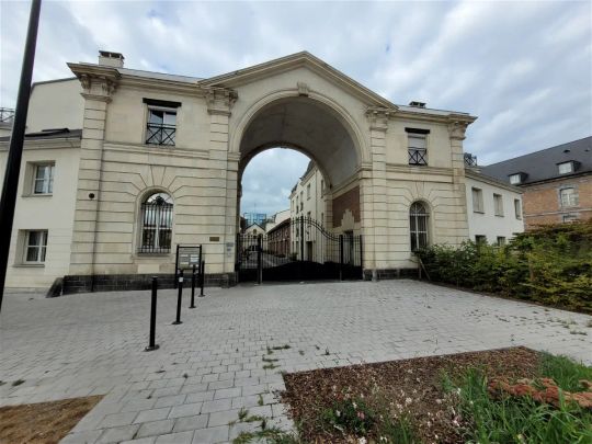 Location appartement 1 pièce - 13.36m² à Valenciennes (59300) - Photo 1