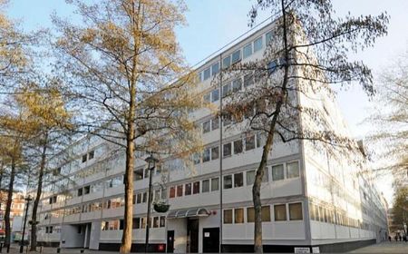 4 bedroom flat - Photo 3