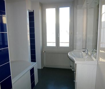 Location Appartement 4 pièces 92m² LYON 3ème - Photo 6