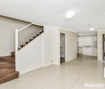 Modern Townhouse - Photo 5