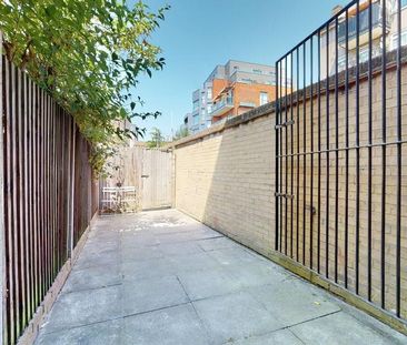 2 bedroom ground floor flat to rent - Photo 1