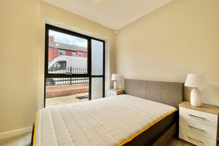 2 bedroom apartment to rent - Photo 4