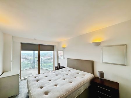 2 bedroom apartment to rent - Photo 2