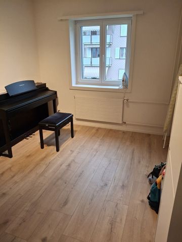 APPARTEMENT 2 PIÈCES À SCHAFFHOUSE, MEUBLÉ, TEMPORAIRE - Photo 5