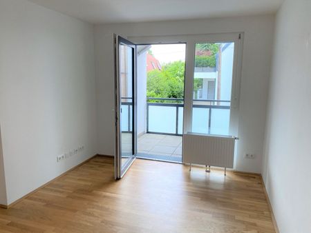 Ideale 2-Zimmer-Dachgeschosswohnung mit Grünblick in Stammersdorfer Heurigengegend - Photo 2