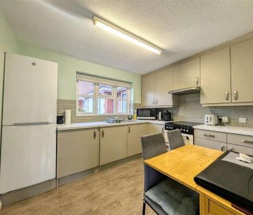 Meadow Close, Elmstead, Colchester, CO7 - Photo 3