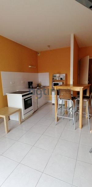 Location Appartement 1 pièce 34m² MONTAIGU VENDEE 85600 - Photo 1
