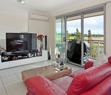 🏡 Stunning House in Prime Mango Hill Location – Your Perfect Home A... - Photo 4