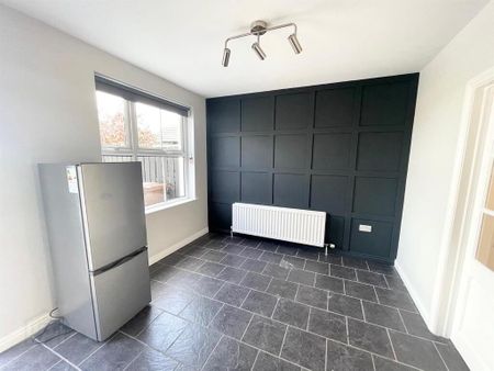 64 Oak Avenue, Ballyhalbert, Newtownards, BT22 1TD - Photo 3