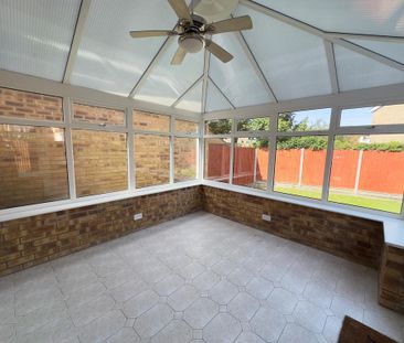 4 bedroom detached house to rent - Photo 5
