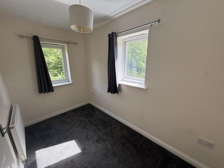 2 bedroom maisonette to rent - Photo 4