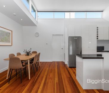 FULLY FURNISHED 3 BEDROOM HOME, 6 MONTH LEASE! - Photo 2