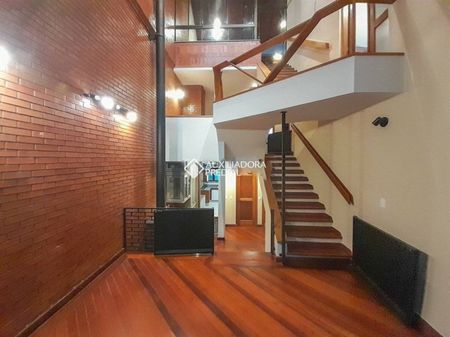 Casa em Condomínio com 3 quartos e 359m² para alugar em Cristal, Porto Alegre. - Photo 3