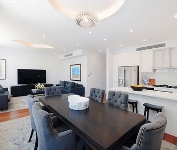 Modern Upscale Residence with Extensive Harbor Panorama - Photo 6